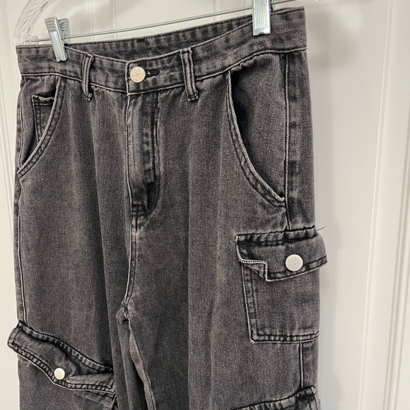 Cider baggy cargo pants strap detail black size medium - Picture 5 of 8